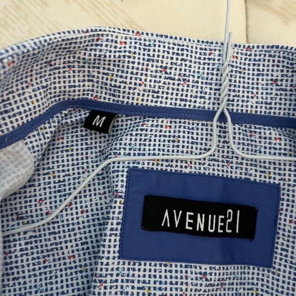 Men's Button down - Picture 4 of 4